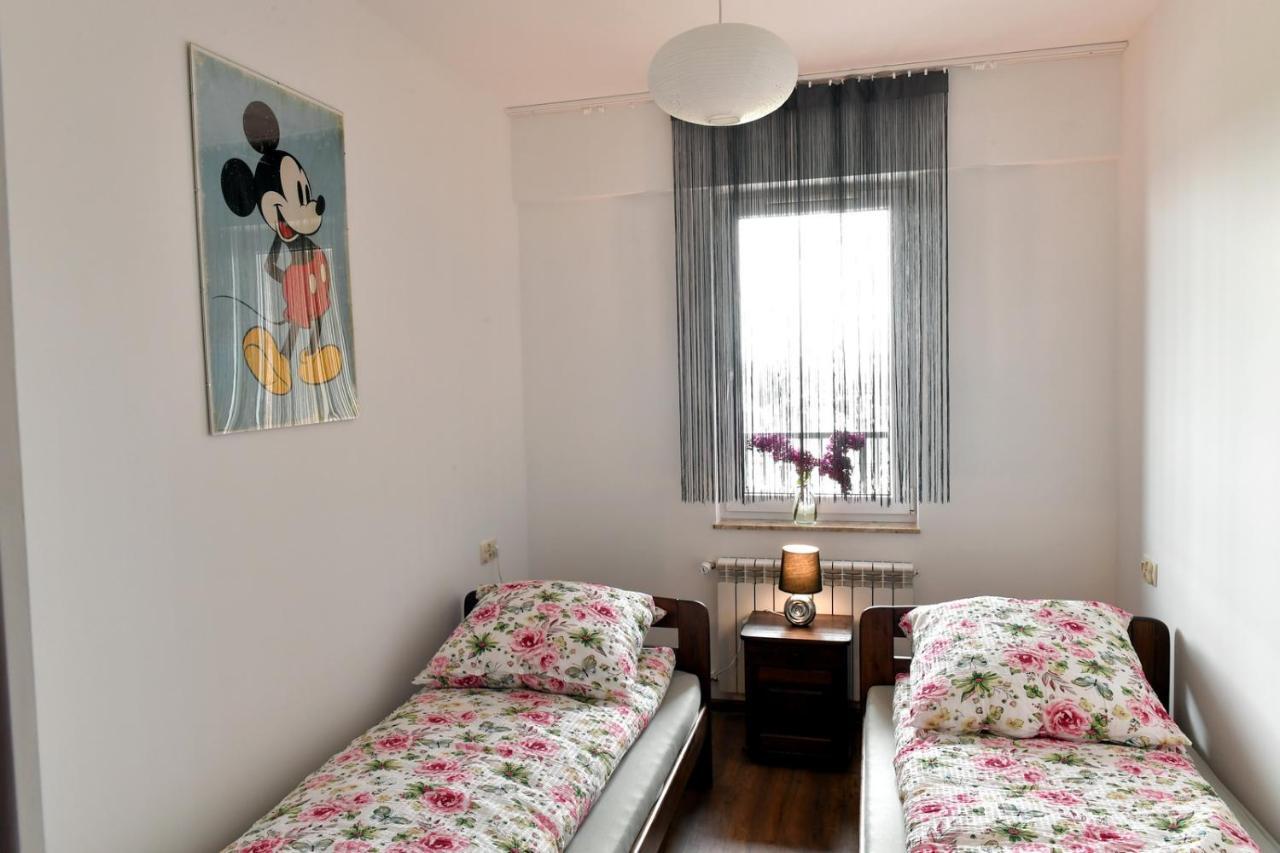 Angels A Apartment Zator Bagian luar foto